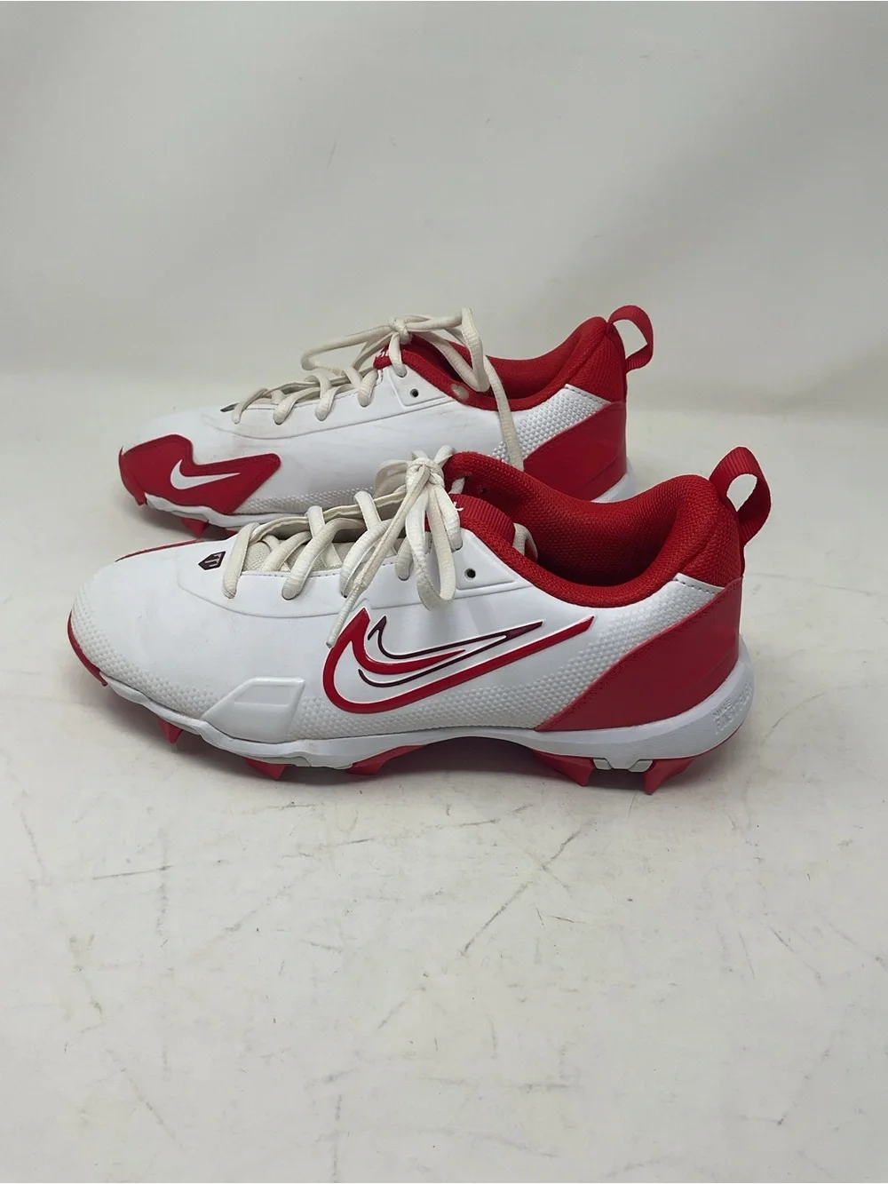 Nike Kids White and Red baseball cleats
